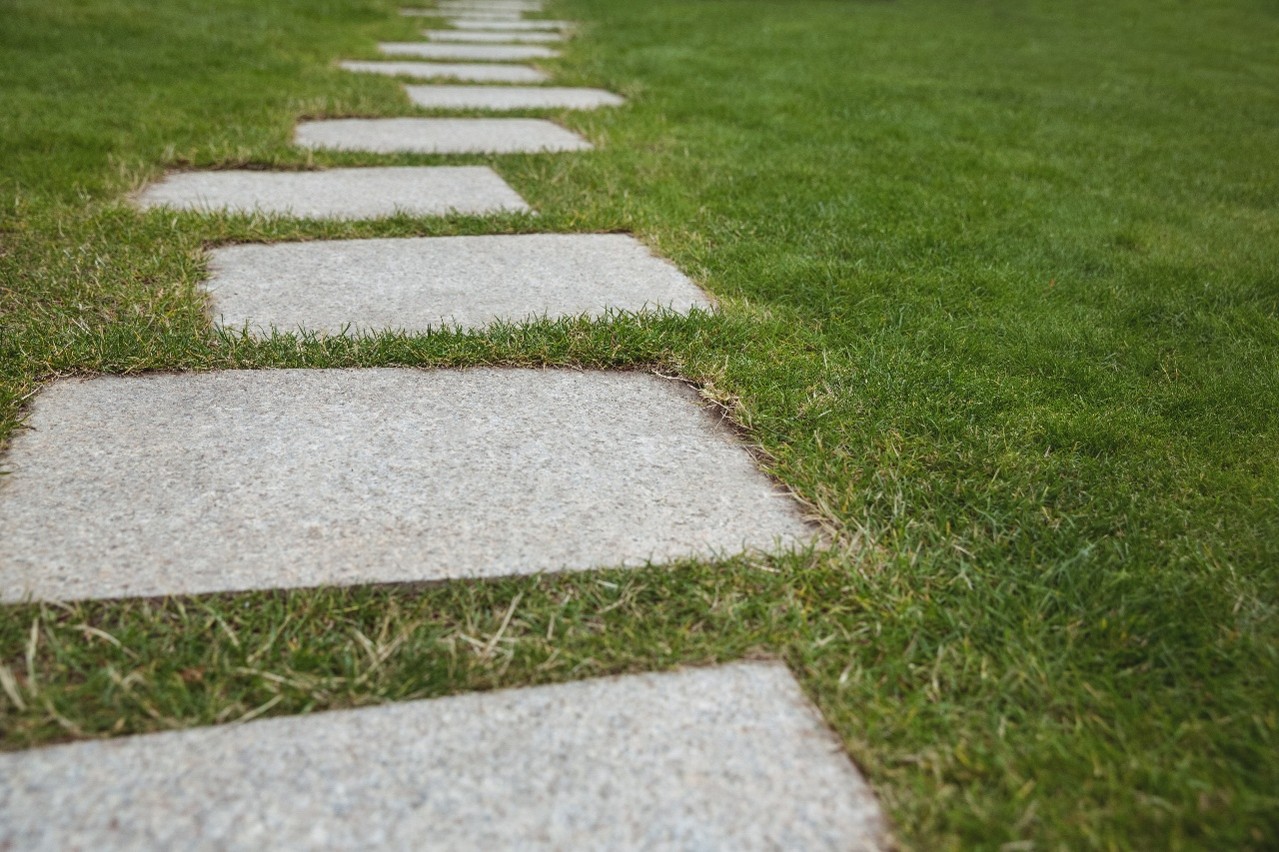 How to Make a Concrete Walkway
