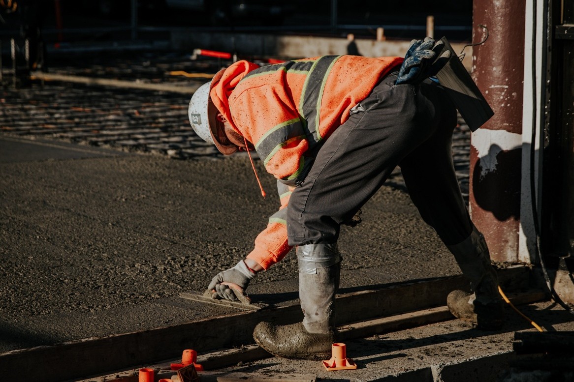 5 Signs Your Concrete Floor need leveling
